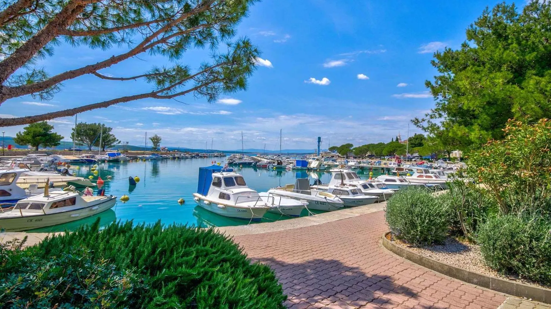 Holiday Home In Crikvenica 39464 contacts